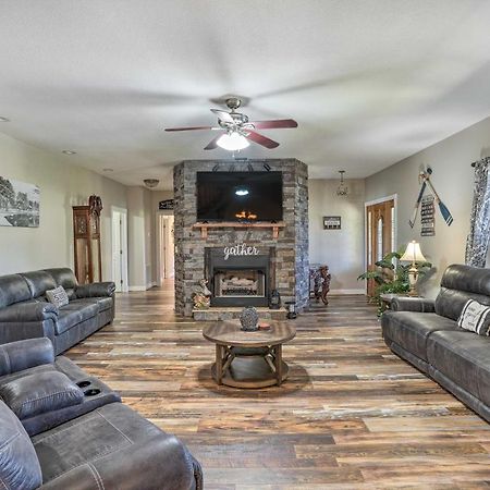 Spacious Group-Friendly Georgia Home On Lake Trenton Esterno foto